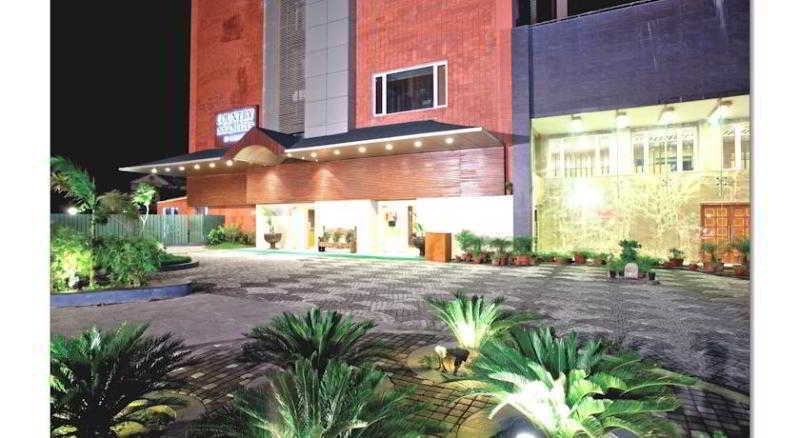 Country Inn Ahmedabad Exterior photo